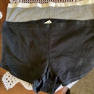 NWT 2 Pairs of Victoria Secret Underwear / Panties - Size X-Large